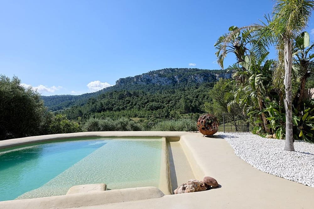 3 bedroom Finca/Country House for sale in Puigpunyent - € 1,930,000 (Ref: 9863721)