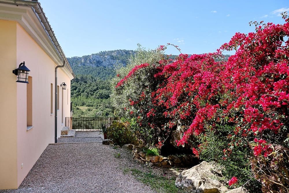 3 bedroom Finca/Country House for sale in Puigpunyent - € 1,930,000 (Ref: 9863721)