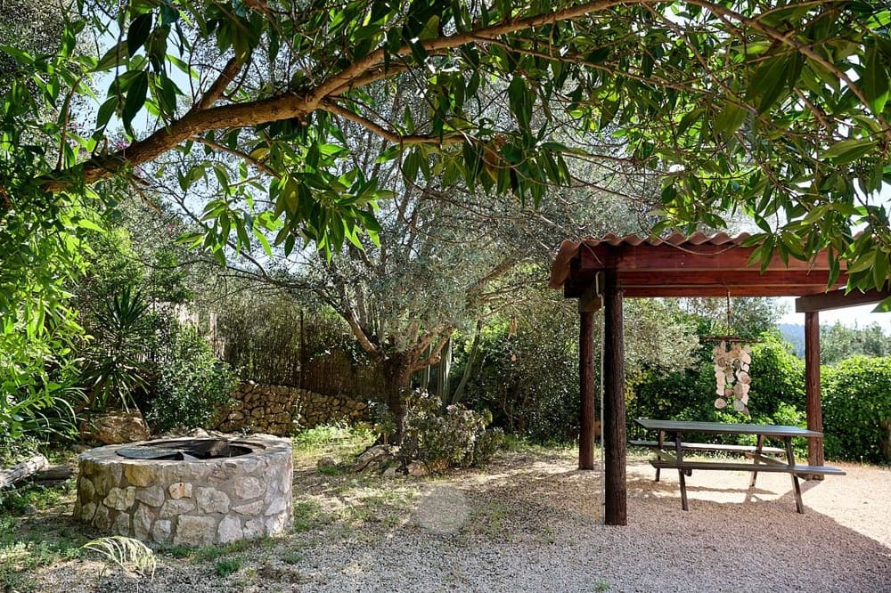 3 bedroom Finca/Country House for sale in Puigpunyent - € 1,930,000 (Ref: 9863721)