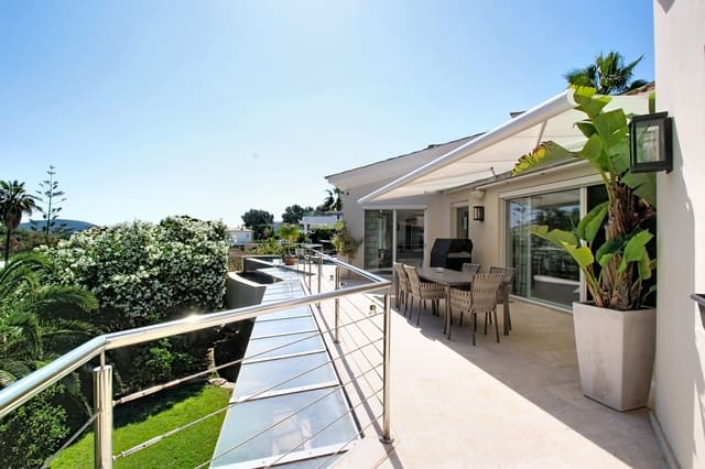4 soveværelse Villa til salg i Santa Ponsa, Calvià - € 3.950.000 (Ref: 9872696)