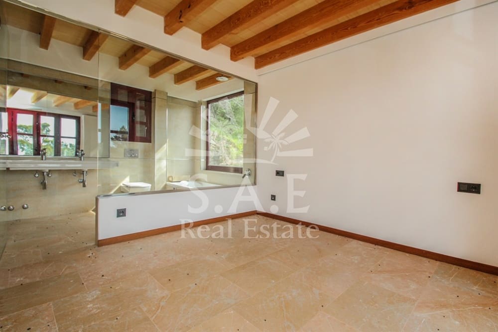 6 bedroom Villa for sale in Estellenchs - € 3,500,000 (Ref: 9872697)