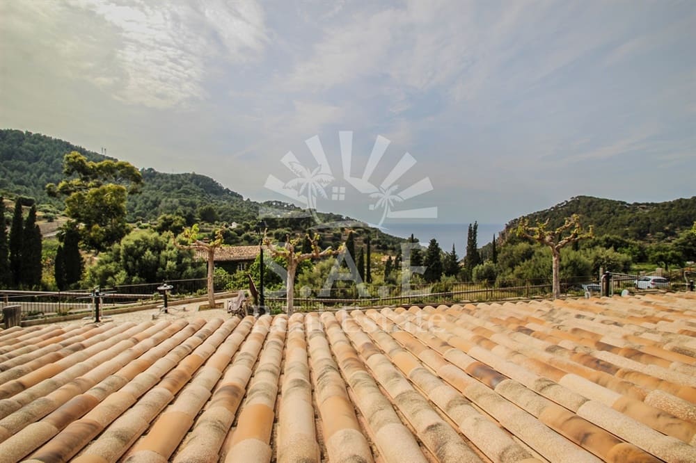 6 bedroom Villa for sale in Estellenchs - € 3,500,000 (Ref: 9872697)