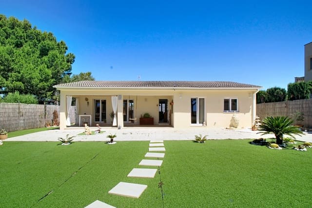 2 makuuhuone Omakotitalo myytävänä paikassa Badia Blava, Llucmajor - 725 000 € (Ref: 9882600)