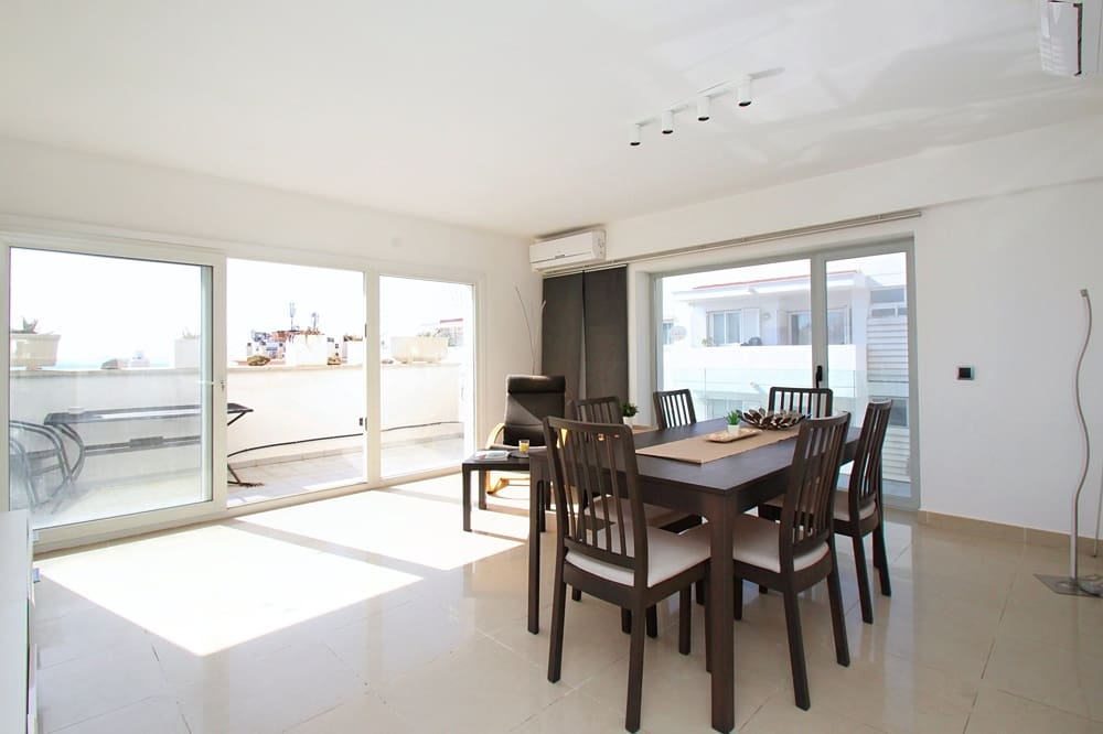 3 bedroom Flat for sale in L'Arenal / S'Arenal - € 475,000 (Ref: 9914829)