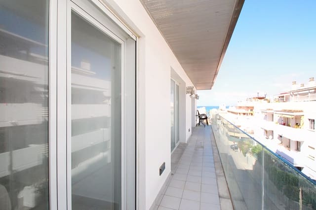 3 bedroom Flat for sale in L'Arenal / S'Arenal, Llucmajor - € 475,000 (Ref: 9914829)