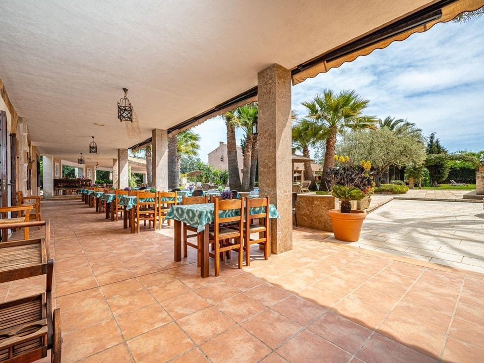 30 soveværelse Hotel til salg i Campos - € 8.900.000 (Ref: 9972292)