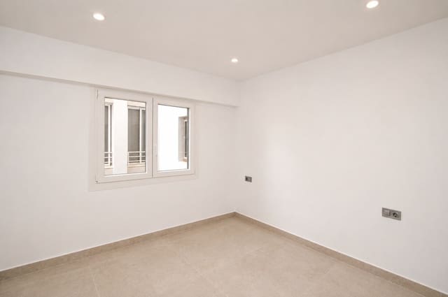 2 bedroom Flat for sale in Portals Nous, Calvià - € 1,050,000 (Ref: 9981637)