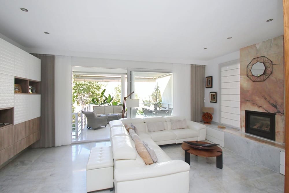 4 slaapkamer Rijtjeshuis te koop in Son Veri Nou - € 1.450.000 (Ref: 9996039)