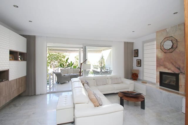 4 slaapkamer Rijtjeshuis te koop in Son Veri Nou, Llucmajor - € 1.450.000 (Ref: 9996039)