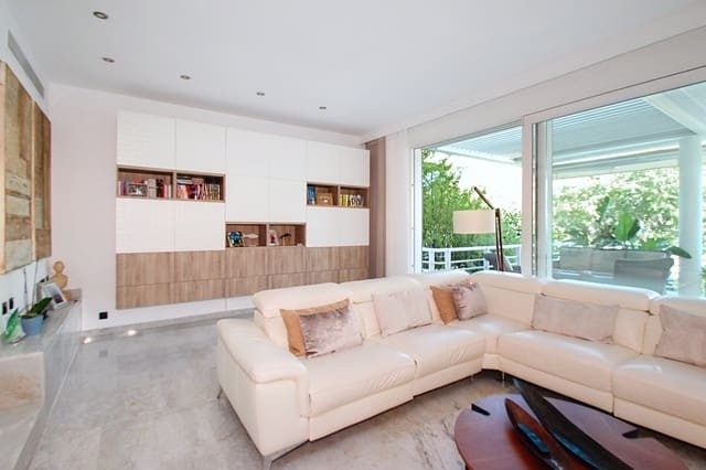 4 slaapkamer Rijtjeshuis te koop in Son Veri Nou, Llucmajor - € 1.450.000 (Ref: 9996039)