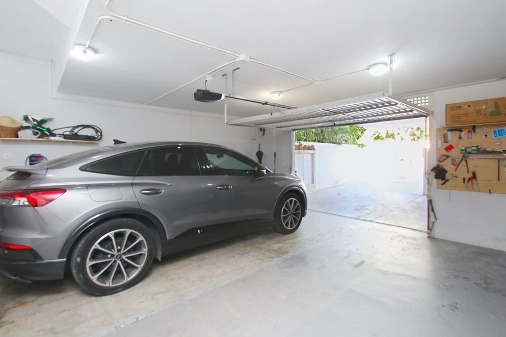 4 slaapkamer Rijtjeshuis te koop in Son Veri Nou - € 1.450.000 (Ref: 9996039)