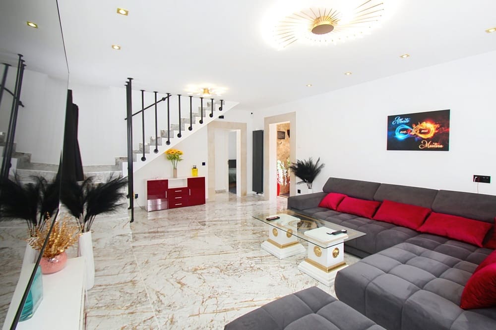 3 slaapkamer Villa te koop in Santanyi met zwembad garage - € 1.195.000 (Ref: 9999028)