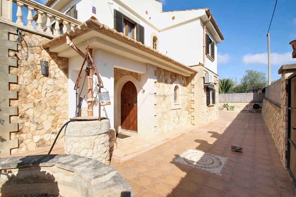 3 slaapkamer Villa te koop in Santanyi met zwembad garage - € 1.195.000 (Ref: 9999028)