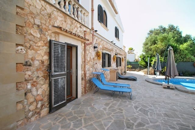 3 slaapkamer Villa te koop in Santanyí met zwembad garage - € 1.195.000 (Ref: 9999028)