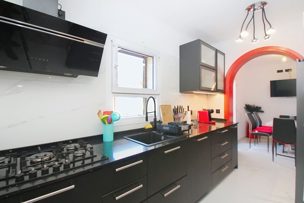 3 slaapkamer Villa te koop in Santanyi met zwembad garage - € 1.195.000 (Ref: 9999028)