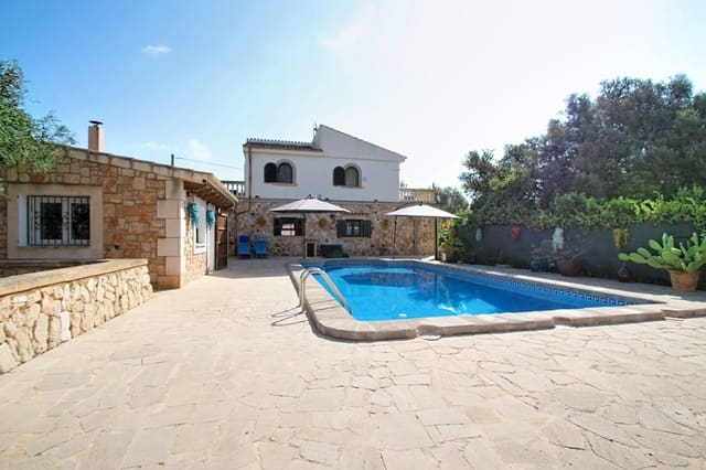 3 slaapkamer Villa te koop in Santanyí met zwembad garage - € 1.195.000 (Ref: 9999028)