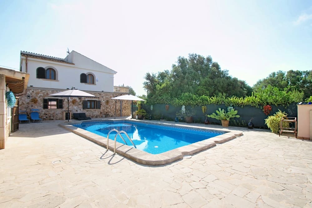 3 slaapkamer Villa te koop in Santanyi met zwembad garage - € 1.195.000 (Ref: 9999028)