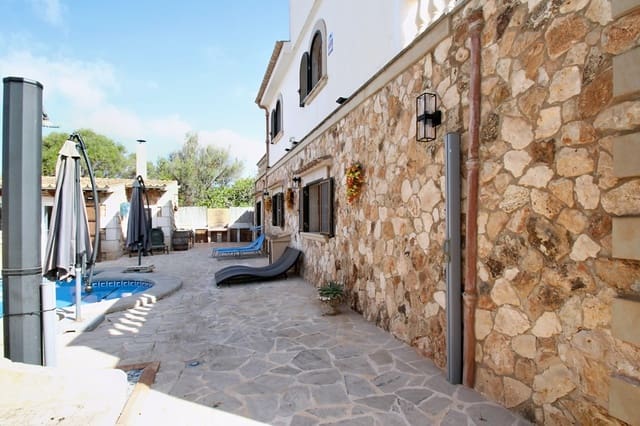3 slaapkamer Villa te koop in Santanyí met zwembad garage - € 1.195.000 (Ref: 9999028)