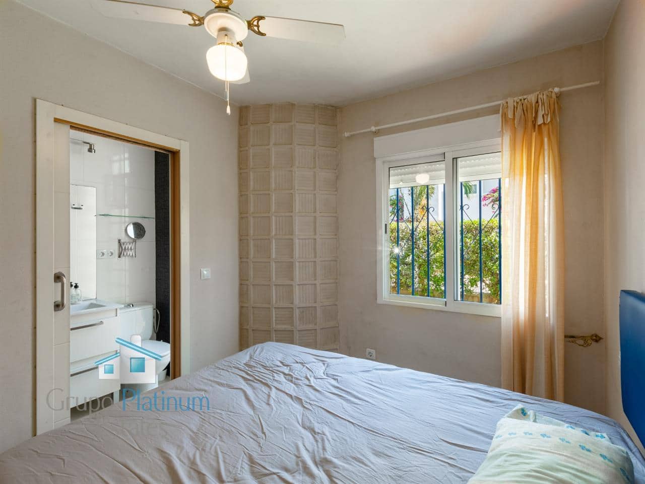 Apartamento de 2 habitaciones en Vera en venta con piscina - 212.500 € (Ref: 10005237)