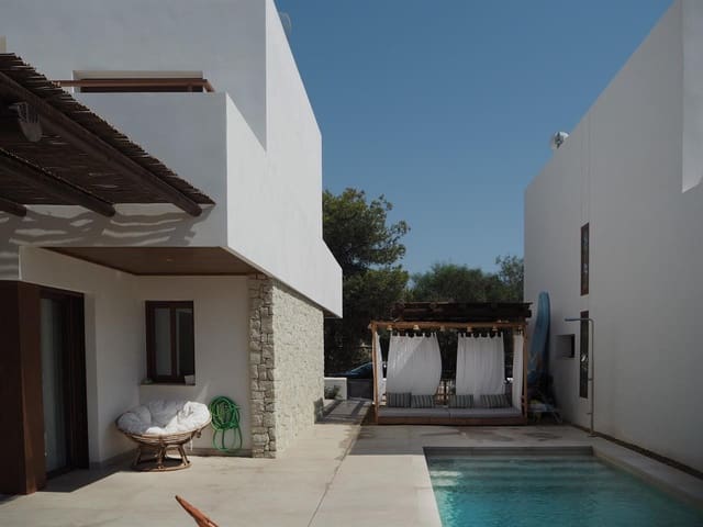 3 soveværelse Villa til salg i El Pozo del Esparto, Cuevas del Almanzora med swimmingpool - € 350.000 (Ref: 10075438)