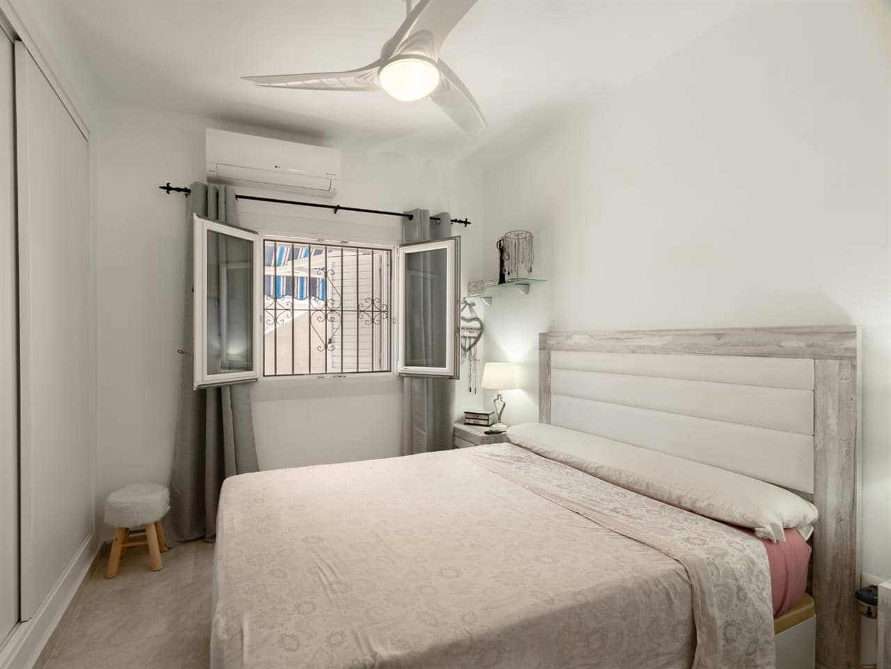2 Zimmer Reihenhaus zu verkaufen in Mojacar mit Pool - 340.000 € (Ref: 10077745)