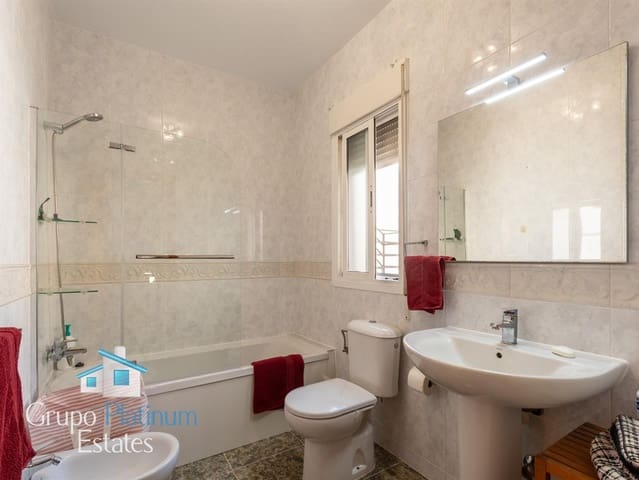 4 soveværelse Rækkehus til salg i Los Lobos, Cuevas del Almanzora med garage - € 180.000 (Ref: 10115553)