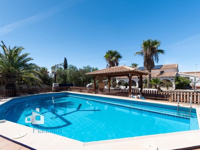 4 sovrum Villa till salu i Santopétar, Taberno med pool garage - 395 000 € (Ref: 10131363)