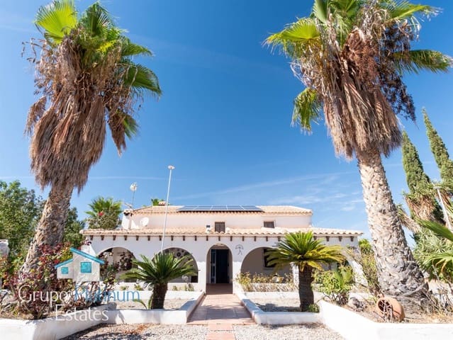 4 sovrum Villa till salu i Santopétar, Taberno med pool garage - 395 000 € (Ref: 10131363)