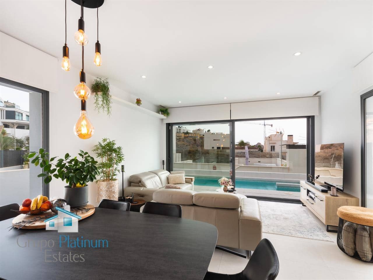 4 bedroom Villa for sale in Aguilas with pool - € 549,000 (Ref: 10141836)