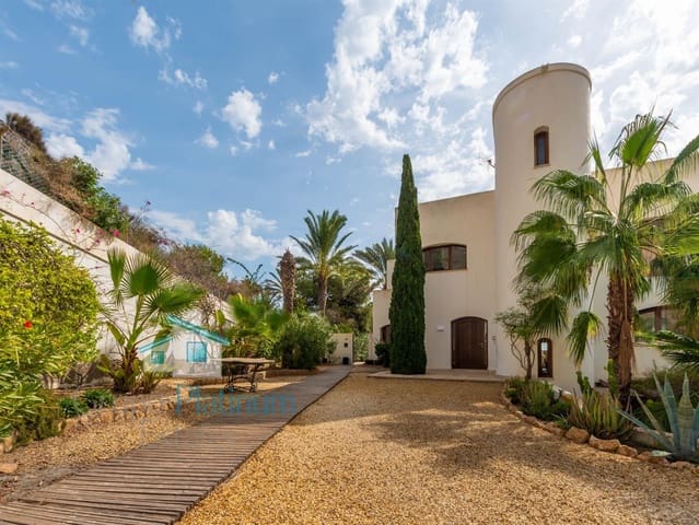 6 soveværelse Villa til salg i Cala Pañizo, Cuevas del Almanzora med swimmingpool garage - € 1.786.000 (Ref: 10157503)