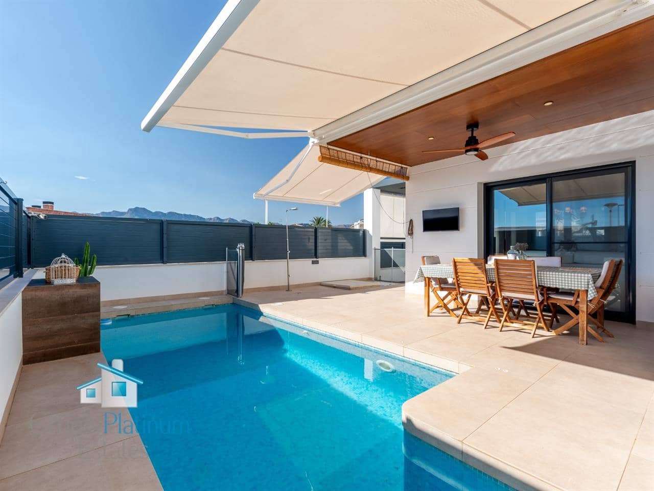 3 soverom Rekkehus til salgs i San Juan de los Terreros med svømmebasseng garasje - € 448 500 (Ref: 10159214)