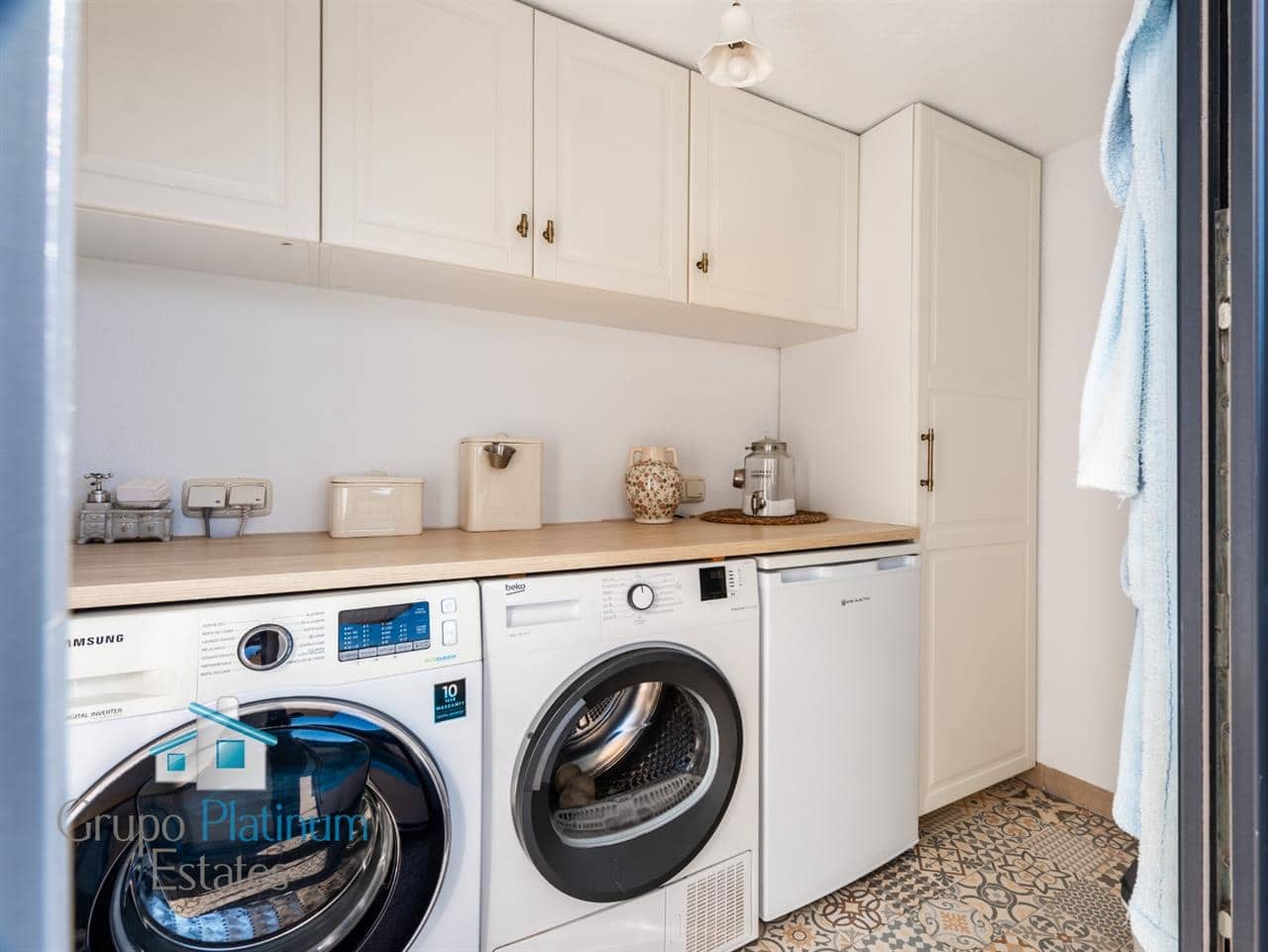 3 soverom Rekkehus til salgs i San Juan de los Terreros med svømmebasseng garasje - € 448 500 (Ref: 10159214)