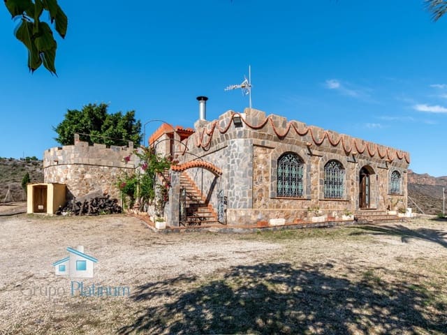 Chalet de 6 habitaciones en El Pozo del Esparto, Cuevas del Almanzora en venta - 700.000 € (Ref: 10180050)