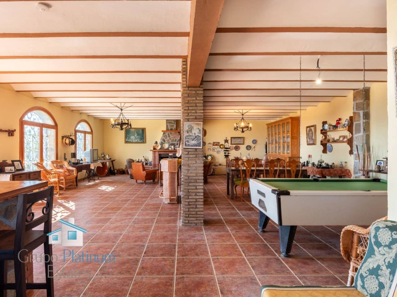 Chalet de 6 habitaciones en El Pozo del Esparto en venta - 700.000 € (Ref: 10180050)