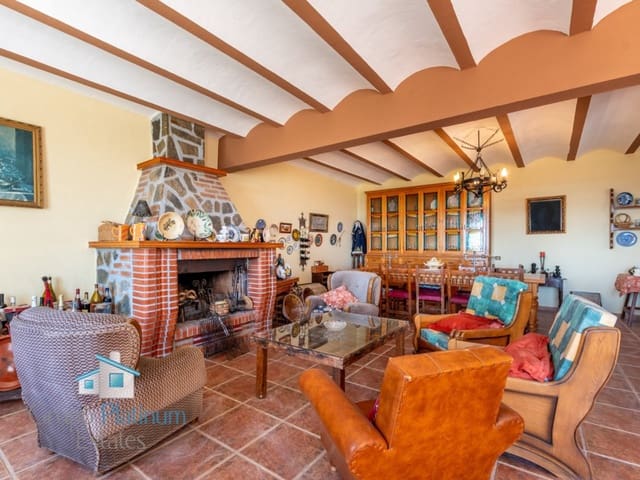 Chalet de 6 habitaciones en El Pozo del Esparto, Cuevas del Almanzora en venta - 700.000 € (Ref: 10180050)