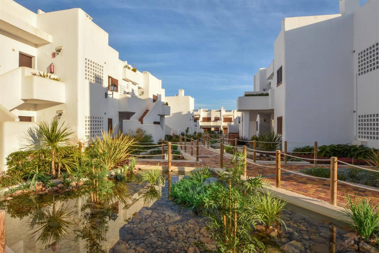 3 makuuhuone Huoneisto myytävänä paikassa San Juan de los Terreros mukana uima-altaan - 557 000 € (Ref: 5147079)