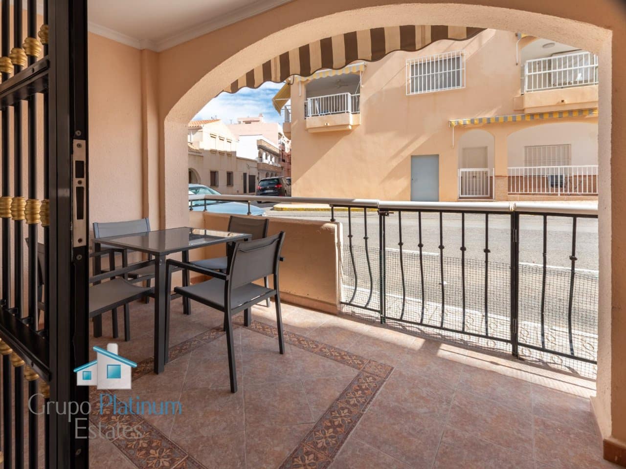 2 makuuhuone Huoneisto myytävänä paikassa San Juan de los Terreros mukana uima-altaan - 295 000 € (Ref: 5147109)