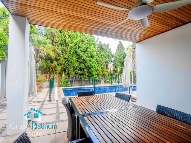 5 bedroom Villa for sale in Calarreona, Aguilas with pool - € 1,150,000 (Ref: 5147166)