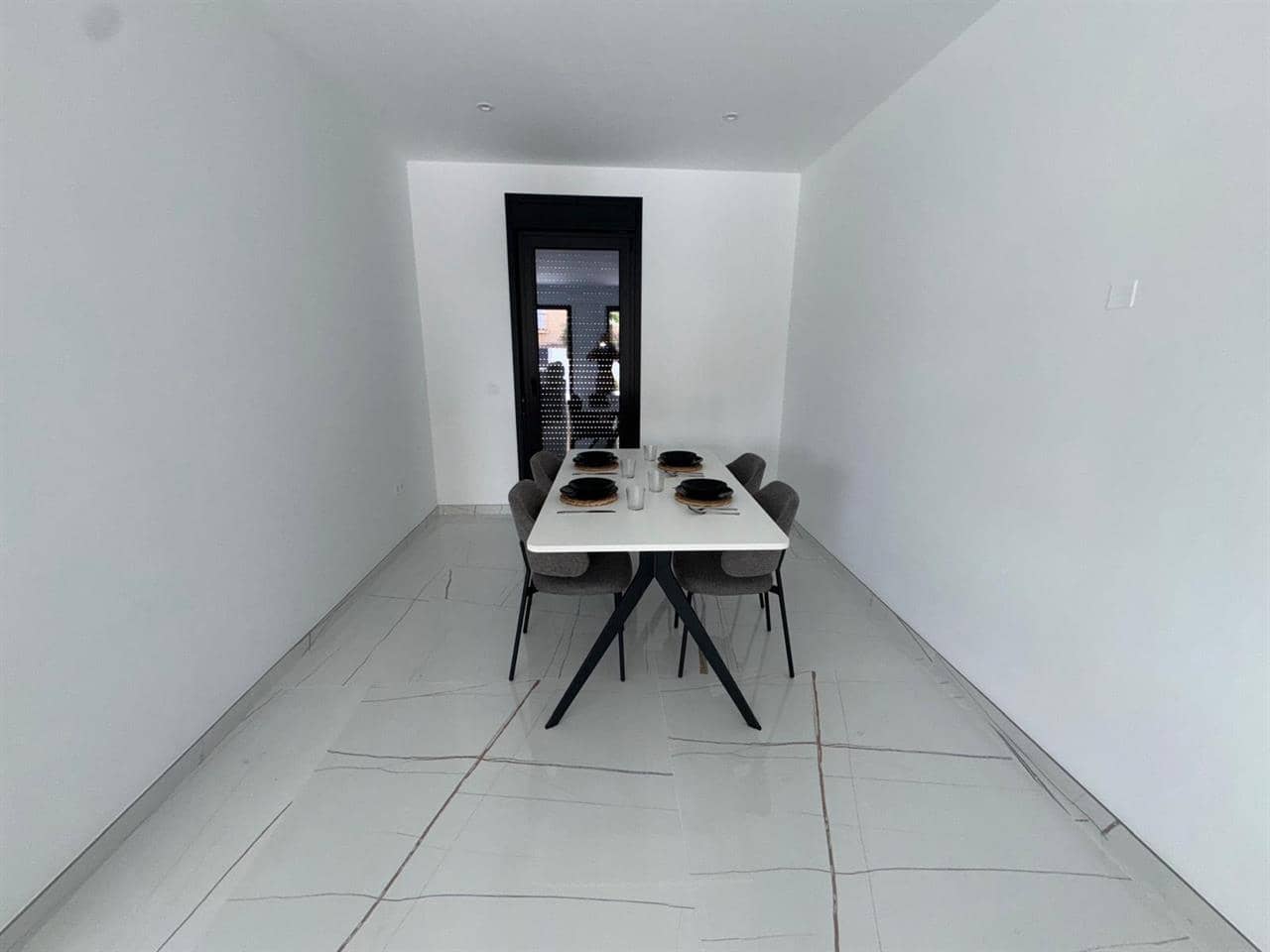 Chalet de 3 habitaciones en Los Gallardos en venta con piscina - 350.000 € (Ref: 5147656)