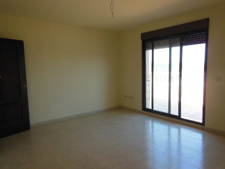 5 bedroom Villa for sale in La Parroquia - € 280,000 (Ref: 5147657)