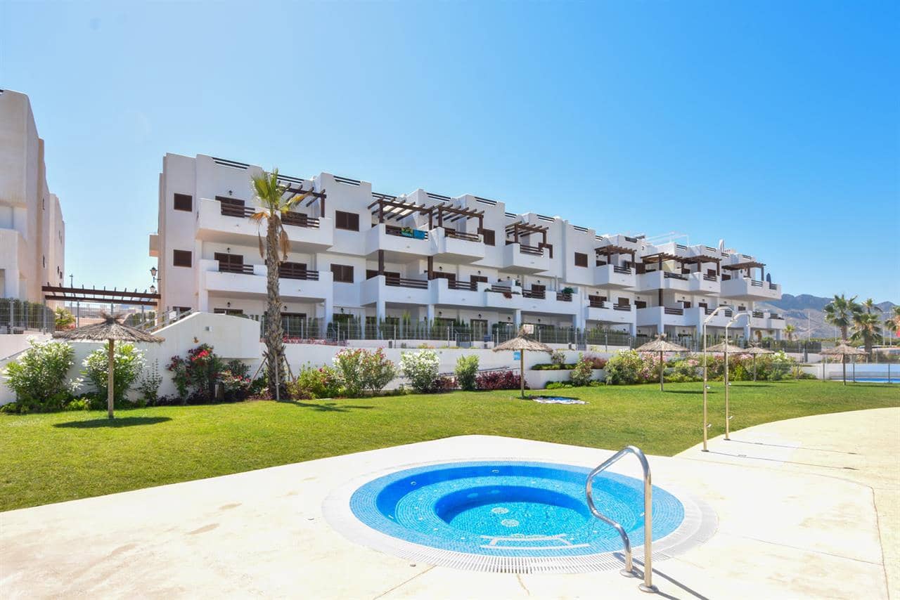 2 soveværelse Lejlighed til salg i San Juan de los Terreros med swimmingpool - € 222.000 (Ref: 5405575)