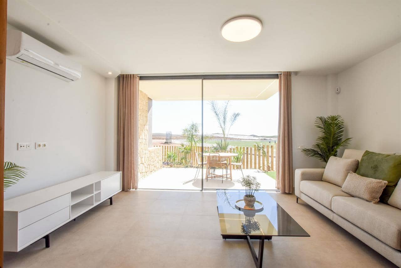 2 slaapkamer Rijtjeshuis te koop in Desert Springs met zwembad - € 300.000 (Ref: 5737474)