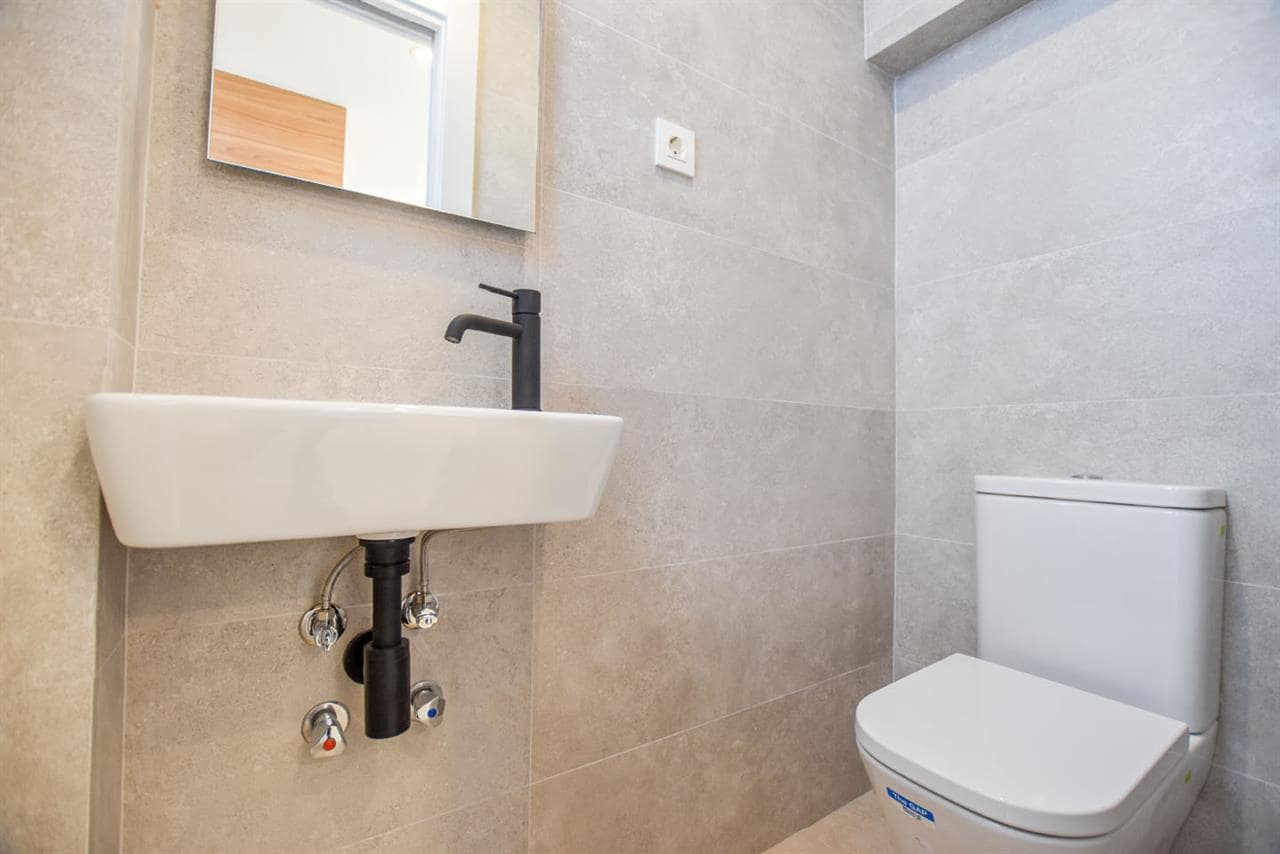 2 slaapkamer Rijtjeshuis te koop in Desert Springs met zwembad - € 300.000 (Ref: 5737474)