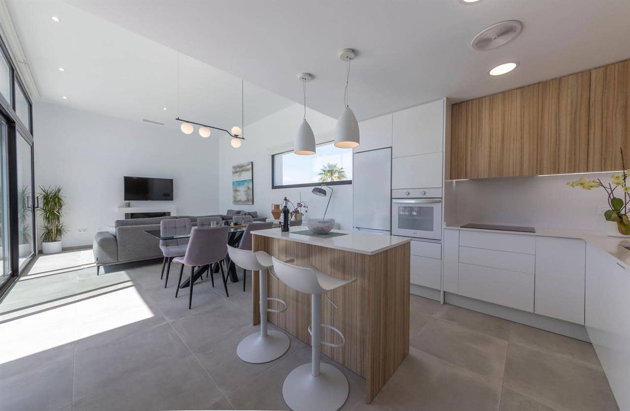 2 soveværelse Villa til salg i Calasparra med swimmingpool - € 289.000 (Ref: 6134536)