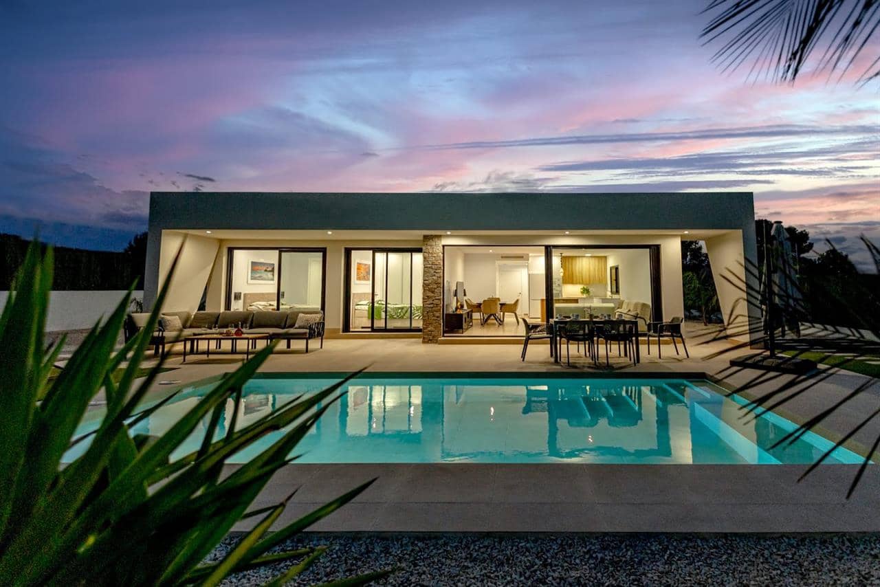 2 soveværelse Villa til salg i Calasparra med swimmingpool - € 289.000 (Ref: 6134536)