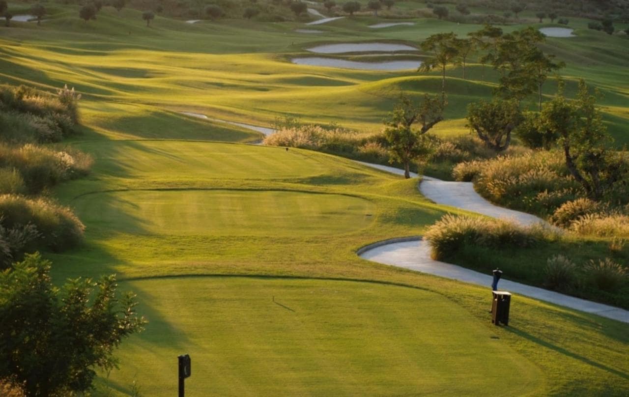 2 soveværelse Rækkehus til salg i Monforte del Cid med swimmingpool - € 372.000 (Ref: 6419074)