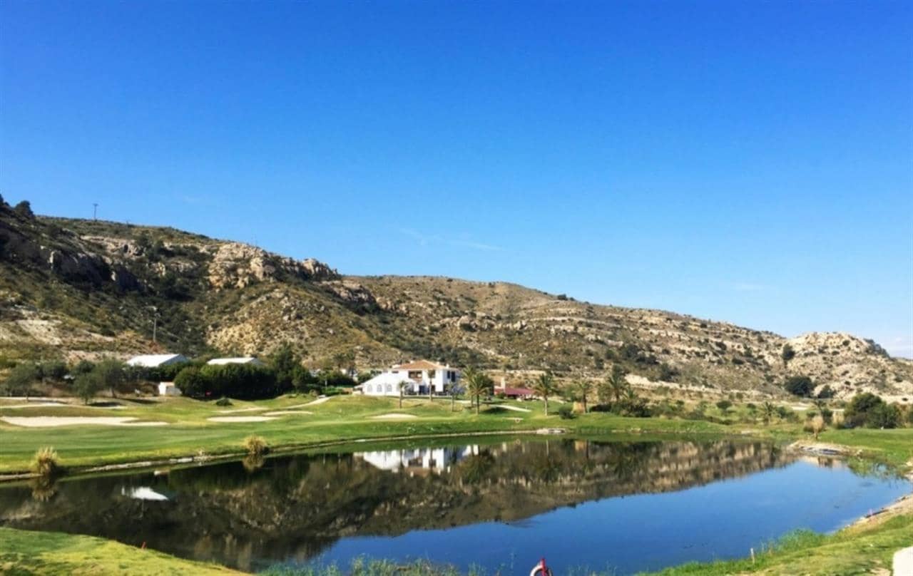 2 soveværelse Rækkehus til salg i Monforte del Cid med swimmingpool - € 372.000 (Ref: 6419074)