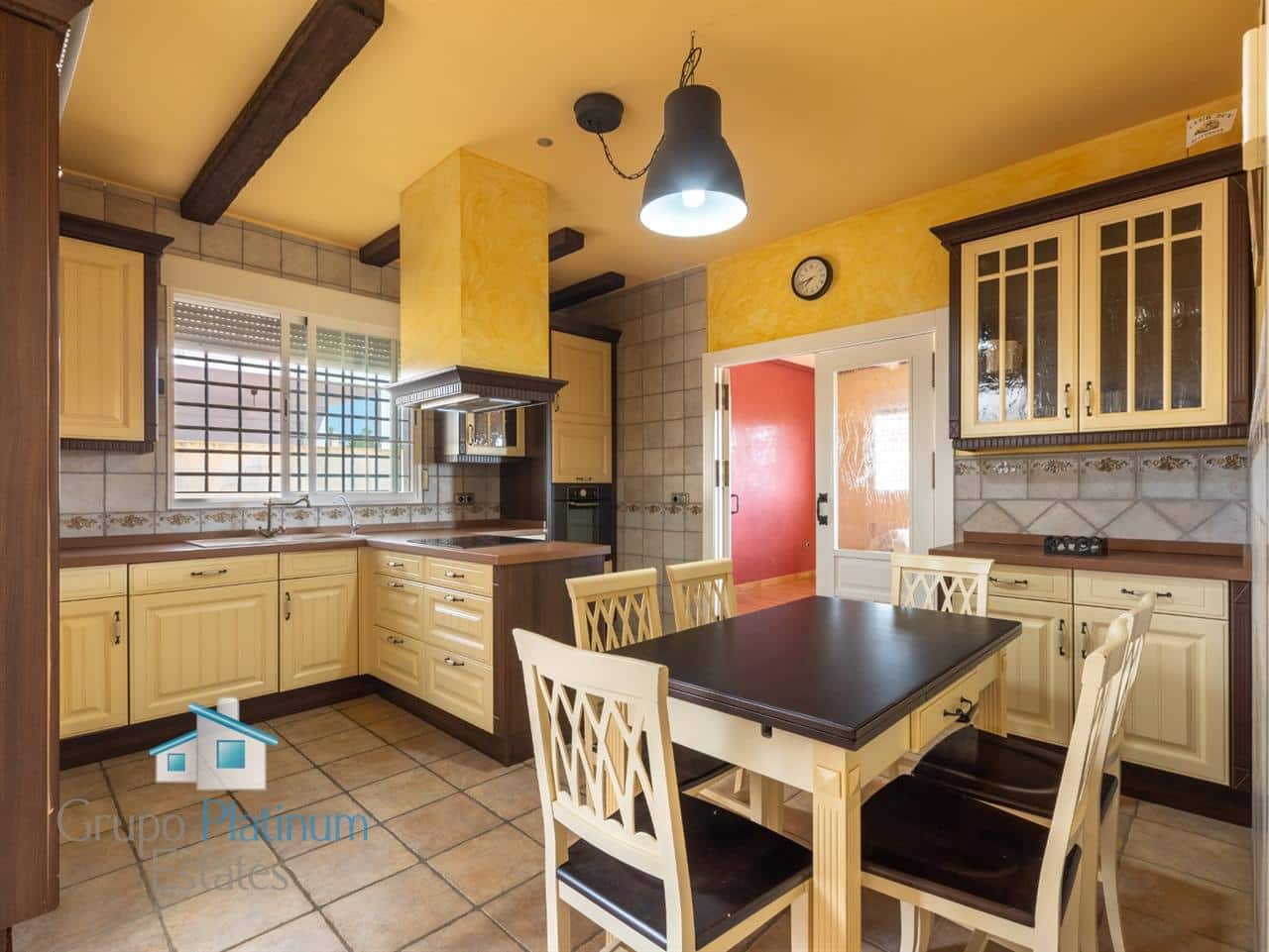 3 bedroom Villa for sale in Calarreona with pool garage - € 630,000 (Ref: 6482211)