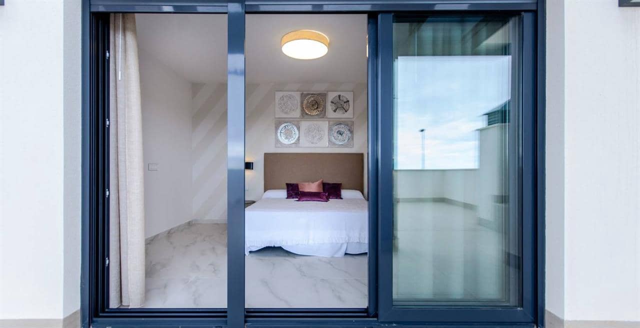 3 Zimmer Villa zu verkaufen in San Miguel de Salinas mit Pool - 565.000 € (Ref: 6524596)