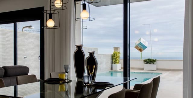 3 bedroom Villa for sale in San Miguel de Salinas with pool - € 565,000 (Ref: 6524596)